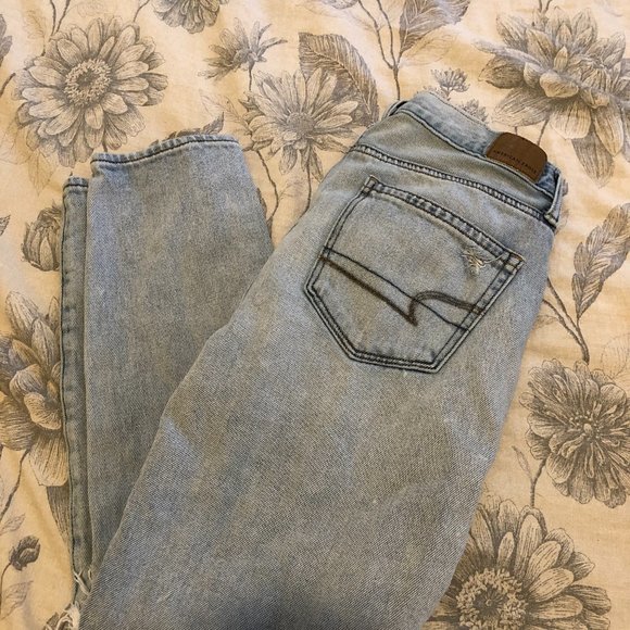 Womens size 2 American Eagle Jeans - Picture 8 of 8